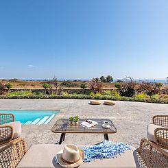 Vakantiehuis Villa Pounentis auf einem Hügel in Lachania