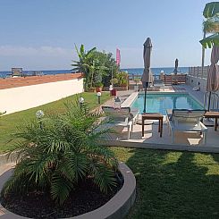 Vakantiehuis Villa Fay mit privatem Parkplatz in Lardos