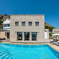 Vakantiehuis Villa CostaMare - Luxuriöse, neu gebaute Stein