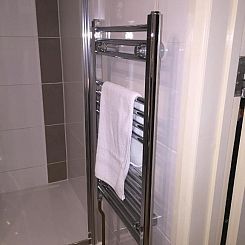 Lyall Apartment Hotel