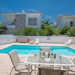 Vakantiehuis Helle Ferienvilla mit Pool