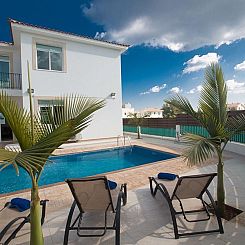 Vakantiehuis in Protaras mit privatem Parkplatz