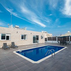Vakantiehuis 3-Schlafzimmer-Villa in Protaras Zentrum mit Po
