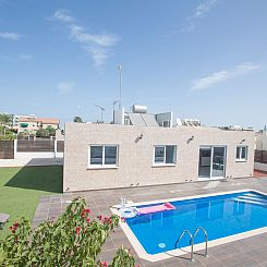 Vakantiehuis 3 Schlafzimmer Villa mit Pool in Protaras Zentr