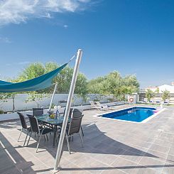 Vakantiehuis 3 Schlafzimmer Villa mit Pool in Protaras Zentr