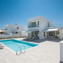 Vakantiehuis Wunderschöne, geräumige Ferienvilla mit BBQ