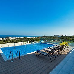 Vakantiehuis Private Villa mit 4 Schlafzimmern, Pool und Mee