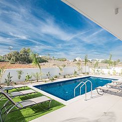 Vakantiehuis 3-Schlafzimmer-Villa mit privatem Pool im Zentr