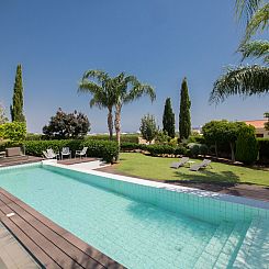 Vakantiehuis 4-Schlafzimmer-Villa mit Pool im Zentrum von Pr