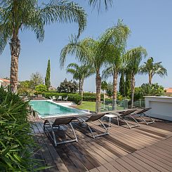 Vakantiehuis 4-Schlafzimmer-Villa mit Pool im Zentrum von Pr