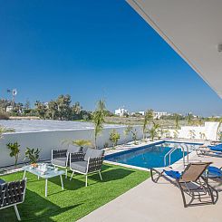 Vakantiehuis 3-Schlafzimmer-Villa mit privatem Pool im Zentr