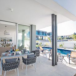 Vakantiehuis 3-Schlafzimmer-Villa mit privatem Pool im Zentr
