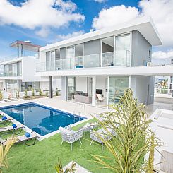 Vakantiehuis 3-Schlafzimmer-Villa mit privatem Pool im Zentr