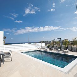Vakantiehuis Haus in Paralimni mit Doppelveranda