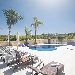 Vakantiehuis Wunderschönes Haus in Protaras mit großem Gar
