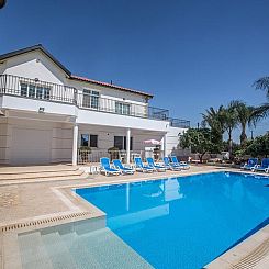 Vakantiehuis Familienvilla in Paralimni mit spektakulärer A