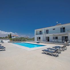 Vakantiehuis Geräumiges Ferienhaus für 12 Personen in Para