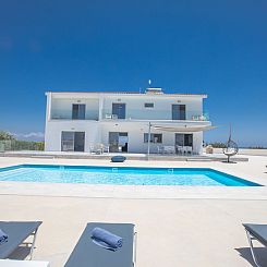 Vakantiehuis Geräumiges Ferienhaus für 12 Personen in Para