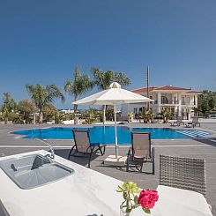 Vakantiehuis 5 Schlafzimmer Privater Pool in Protaras Zentru