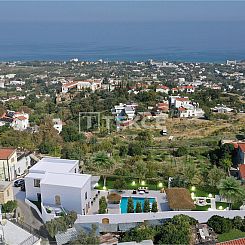 Vrijstaande woning in Girne