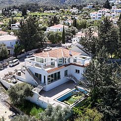 Geschakelde woning in Ozanköy