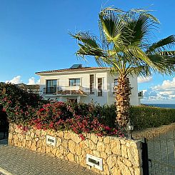 Vrijstaande woning in Girne