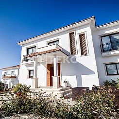 Vrijstaande woning in Girne