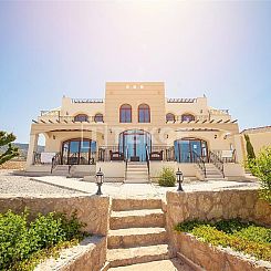 Geschakelde woning in Bahçeli