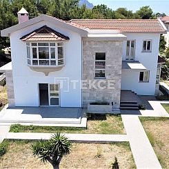 Vrijstaande woning in Girne