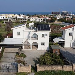 Vrijstaande woning in Girne