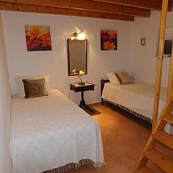 Dinas Guesthouse