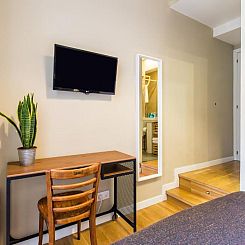 El Born Guest House by Casa Consell