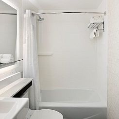 Holiday Inn Express New York City Chelsea, an IHG Hotel