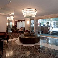 Murray Hill East Suites