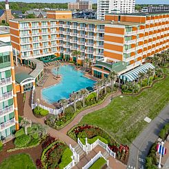 Holiday Inn & Suites North Beach Hotel, an IHG Hotel