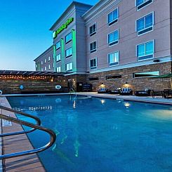 Holiday Inn Austin Airport, an IHG Hotel
