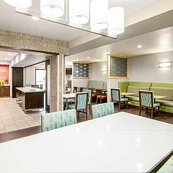 Hampton Inn & Suites Las Vegas-Henderson