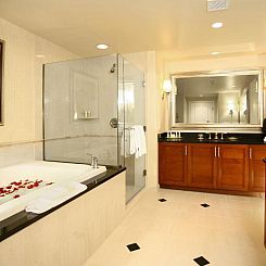 Luxury Suites International at The Signature