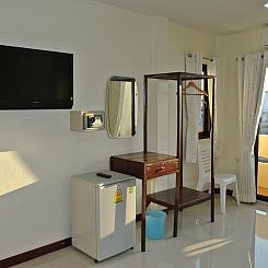 Baan Taweesuk Guest House
