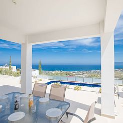 Vakantiehuis Villa mit Panoramablick auf das Meer von Latchi