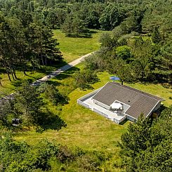 Vakantiehuis "Imka" - 900m from the sea