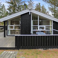Vakantiehuis "Eldmar" - 500m from the sea