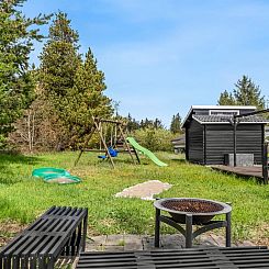 Vakantiehuis "Elvin" - 2km from the sea