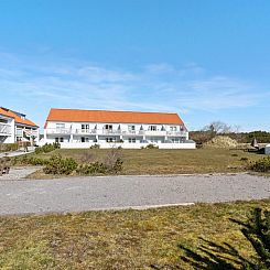 Vakantiehuis "Julie" - 700m from the sea