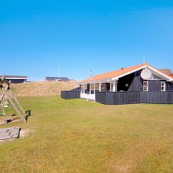 Vakantiehuis "Nedelko" - 250m from the sea