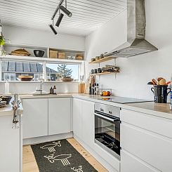 Vakantiehuis "Ozan" - 400m from the sea