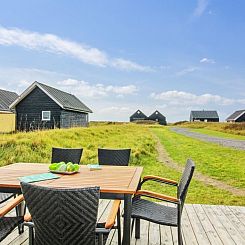 Vakantiehuis "Othinkarl" - 100m from the sea