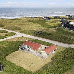 Vakantiehuis "Ovine" - 200m from the sea