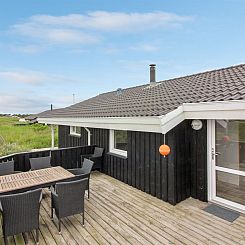 Vakantiehuis "Fanija" - 200m from the sea