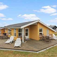 Vakantiehuis "Adelbert" - 400m from the sea